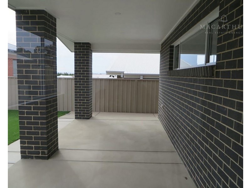 1/1 Clarence Place, Tatton NSW 2650