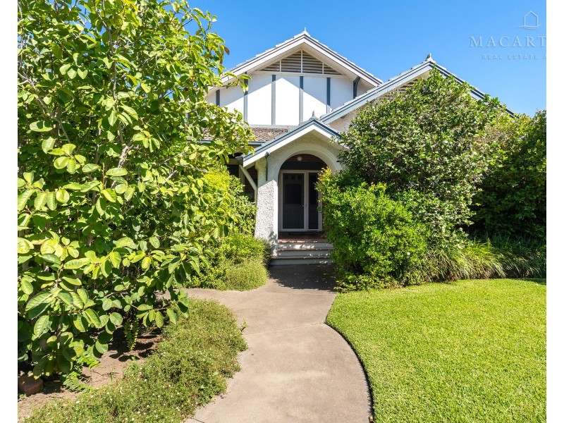 110 Tarcutta Street, Wagga Wagga NSW 2650