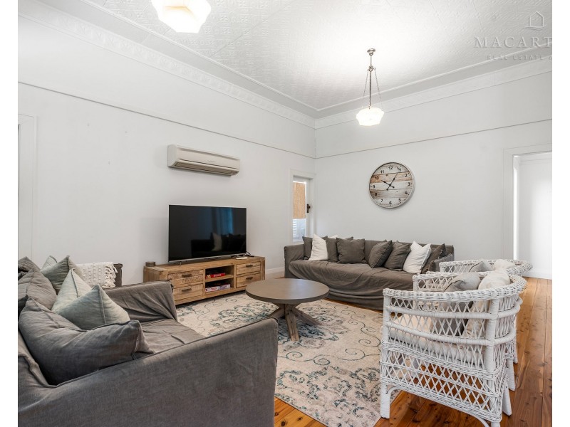 110 Tarcutta Street, Wagga Wagga NSW 2650