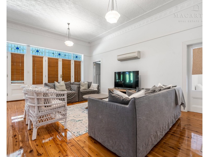 110 Tarcutta Street, Wagga Wagga NSW 2650