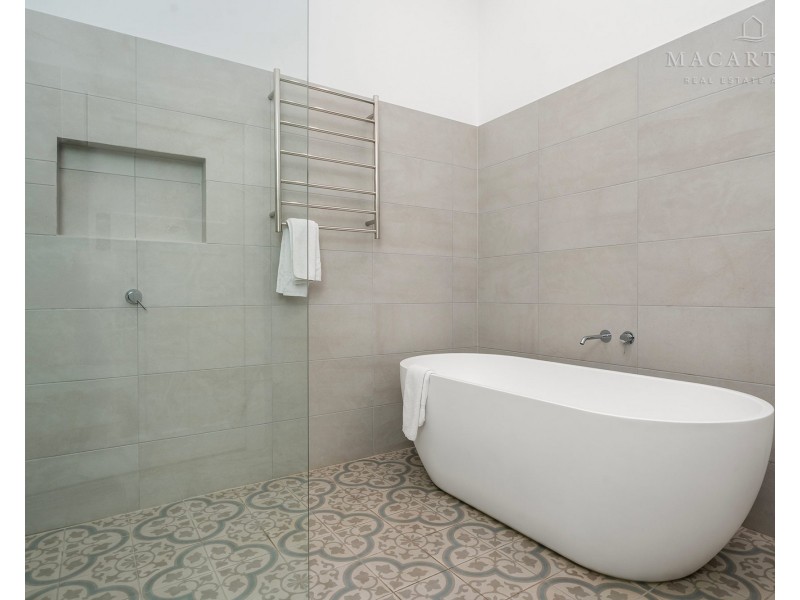 110 Tarcutta Street, Wagga Wagga NSW 2650