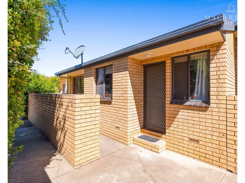 3/2 Vestey Street, Wagga Wagga NSW 2650