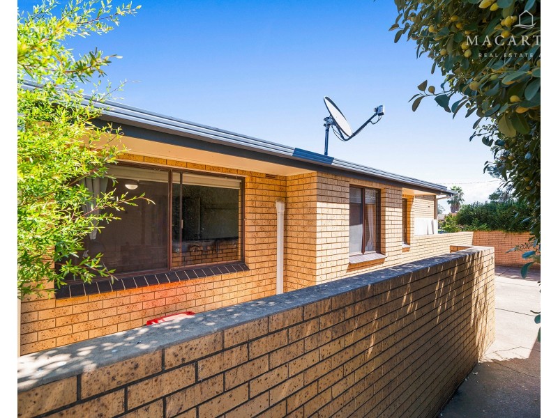 3/2 Vestey Street, Wagga Wagga NSW 2650