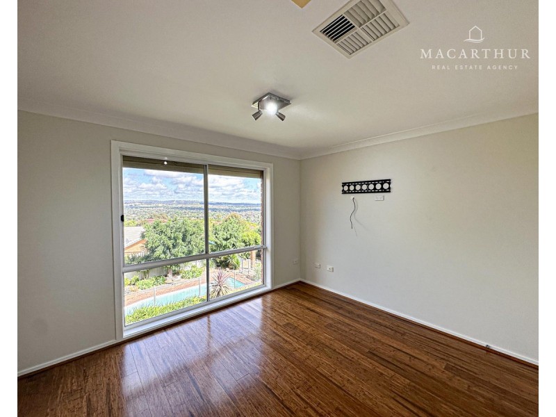 36 McCoullough Drive, Tolland NSW 2650