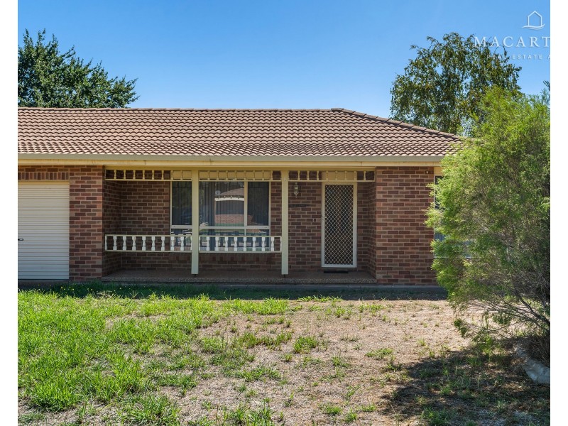 1/26 Grevillea Crescent, Lake Albert NSW 2650