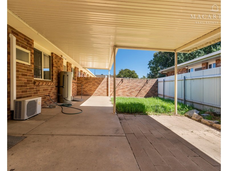 1/26 Grevillea Crescent, Lake Albert NSW 2650
