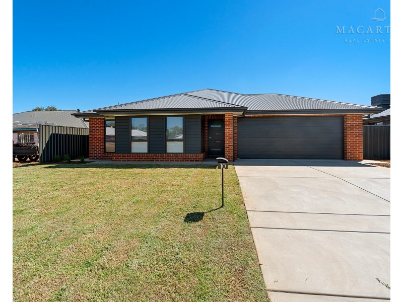 10 Moonah Street, Forest Hill NSW 2651