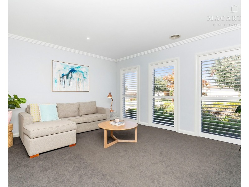 18 Chang Avenue, Lloyd NSW 2650