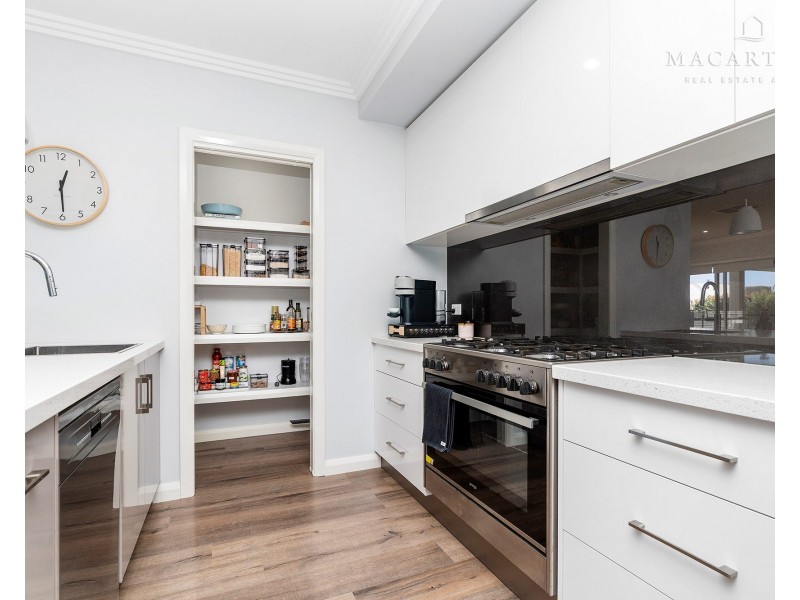 18 Chang Avenue, Lloyd NSW 2650