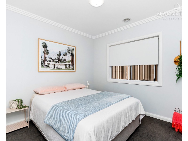 18 Chang Avenue, Lloyd NSW 2650