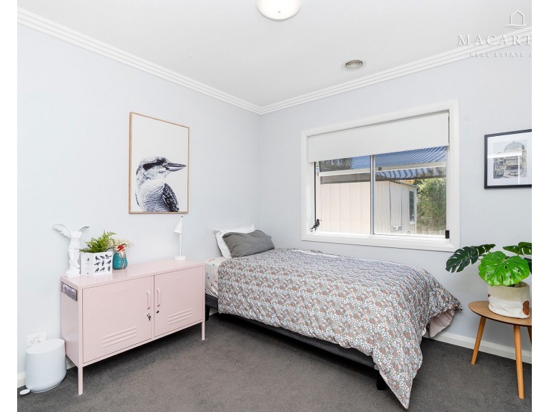 18 Chang Avenue, Lloyd NSW 2650