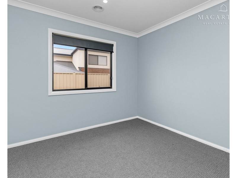 2 Wyoming Avenue, Gobbagombalin NSW 2650