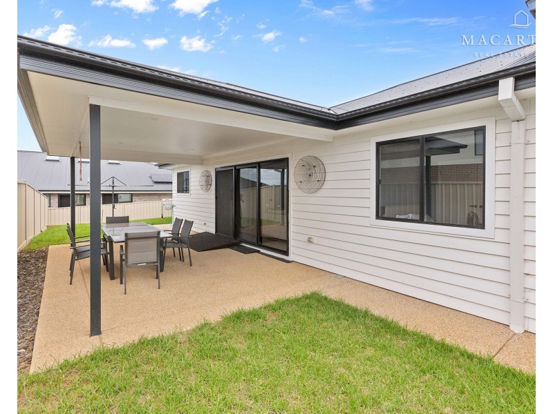 2 Wyoming Avenue, Gobbagombalin NSW 2650