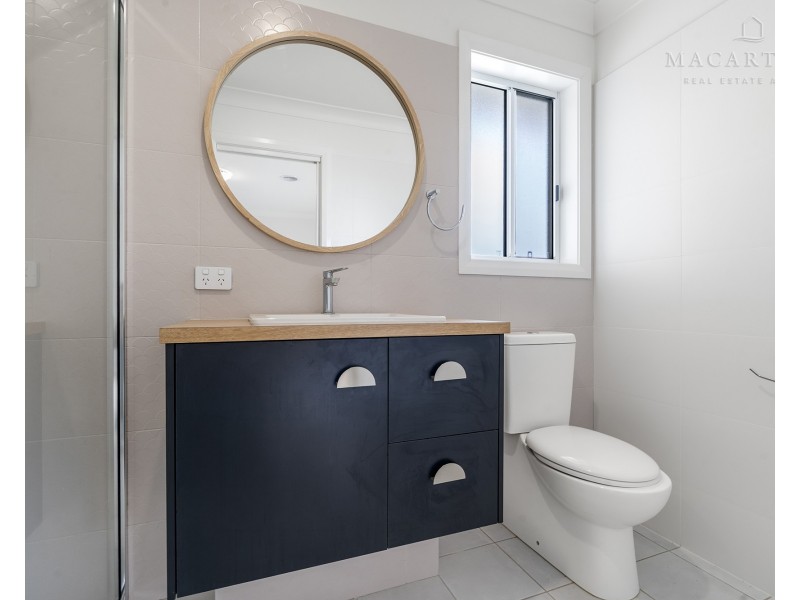 163 Valencia Drive, Gobbagombalin NSW 2650