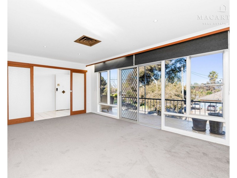 5 Acacia Street, Kooringal NSW 2650