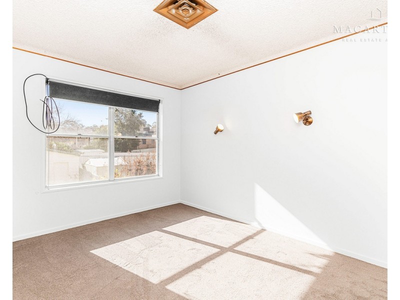 5 Acacia Street, Kooringal NSW 2650