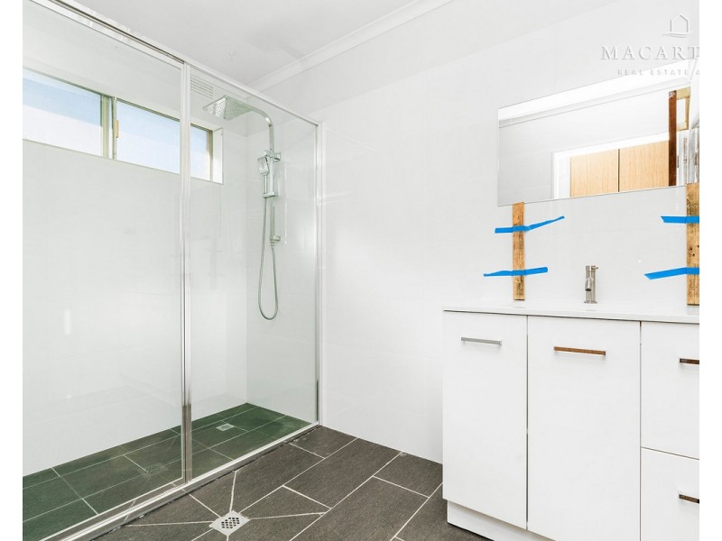 5 Acacia Street, Kooringal NSW 2650