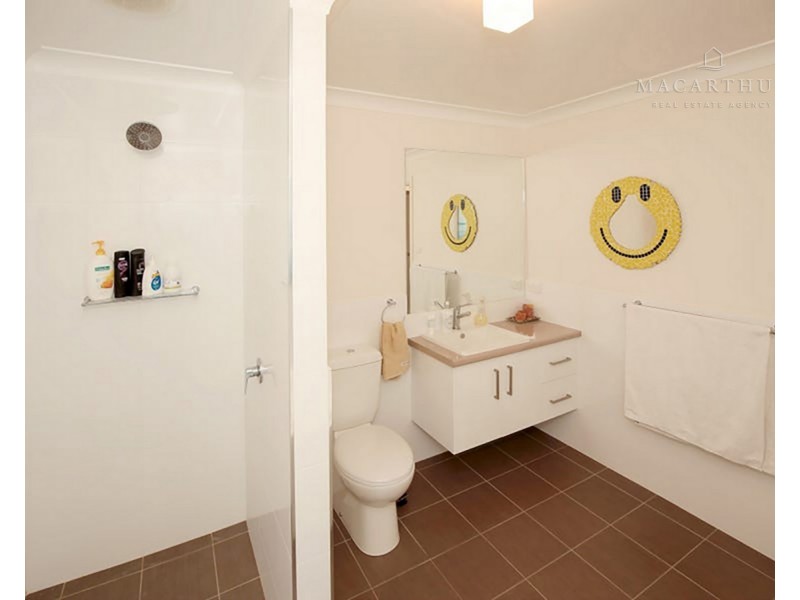 4 Durack Circuit, Boorooma NSW 2650