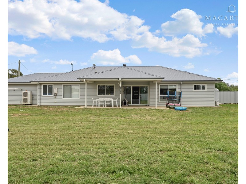 14 Frome Street, Currawarna NSW 2650