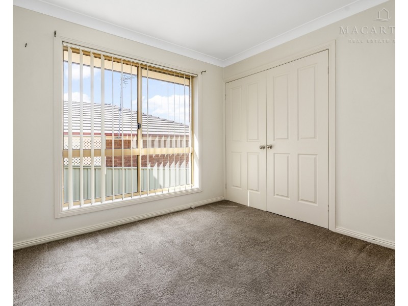 5 McKeown Street, Estella NSW 2650