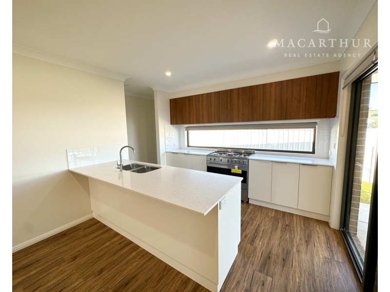 26 Nolan Street, Lloyd NSW 2650