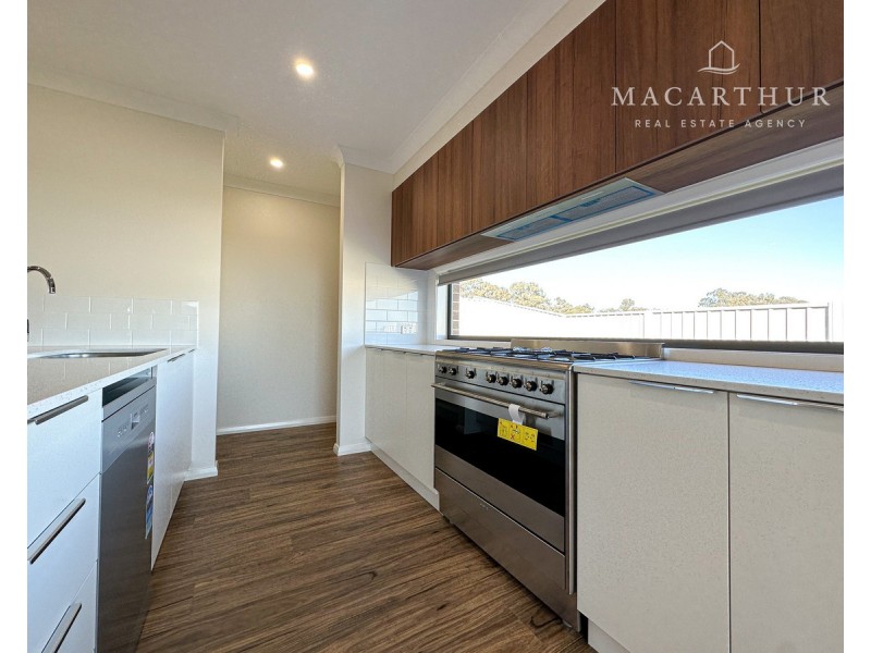 26 Nolan Street, Lloyd NSW 2650