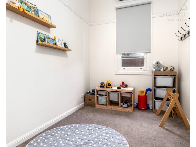 74 Bourke Street, Turvey Park NSW 2650