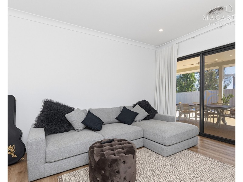 3 Dallas Avenue, Gobbagombalin NSW 2650