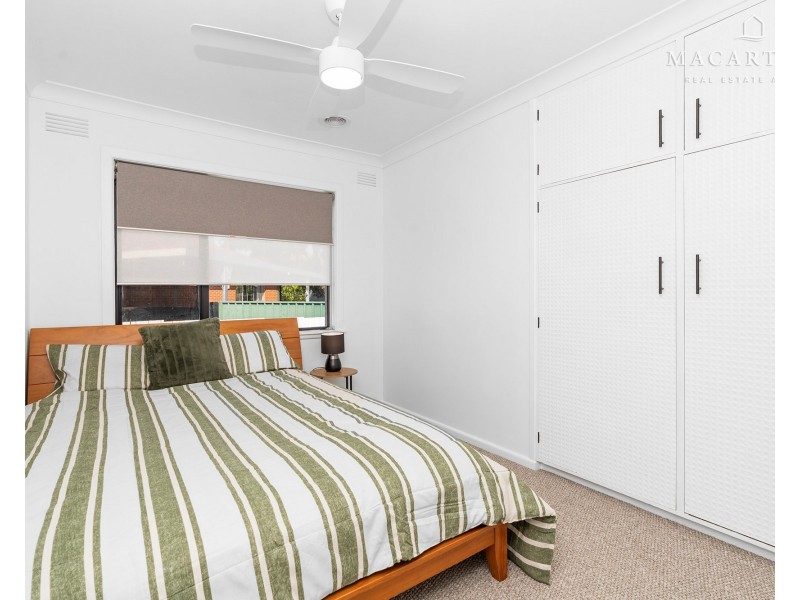 38 Manoora Avenue, Mount Austin NSW 2650