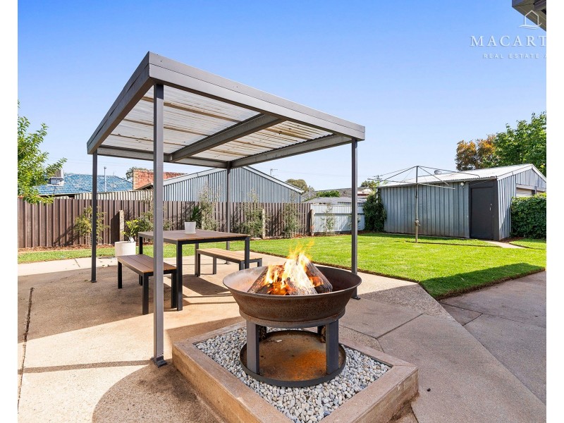 38 Manoora Avenue, Mount Austin NSW 2650