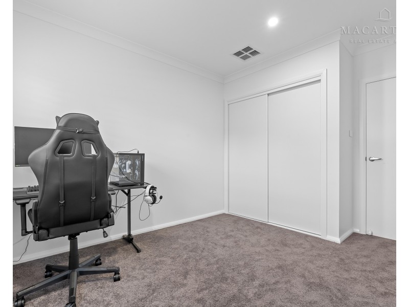 1/33 Blamey Street, Turvey Park NSW 2650