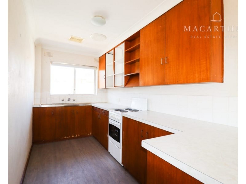 6/4 Nordlingen Drive, Tolland NSW 2650