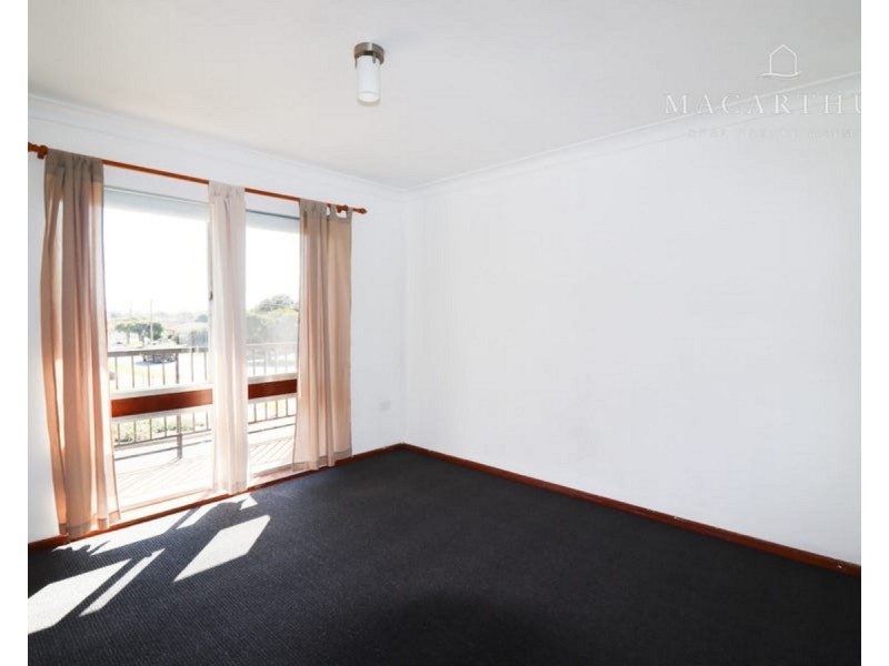 6/4 Nordlingen Drive, Tolland NSW 2650