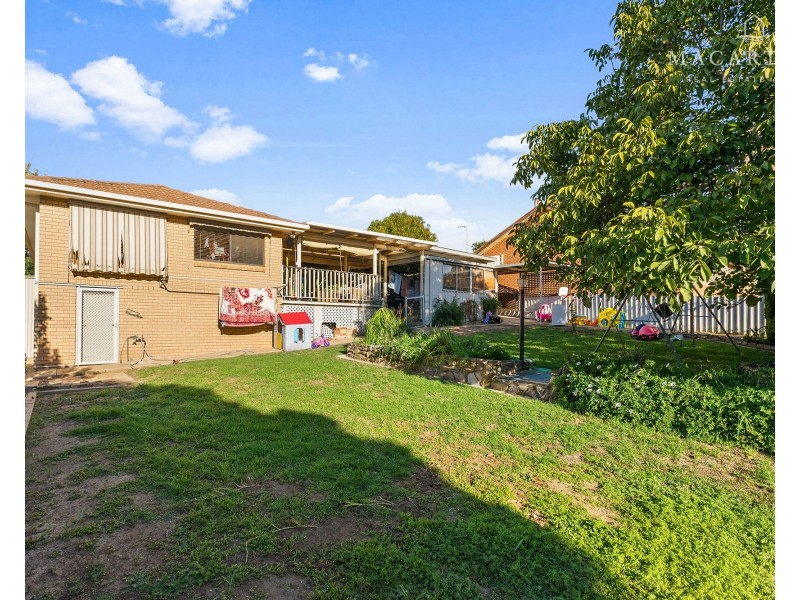 4 Lincoln Avenue, Tolland NSW 2650