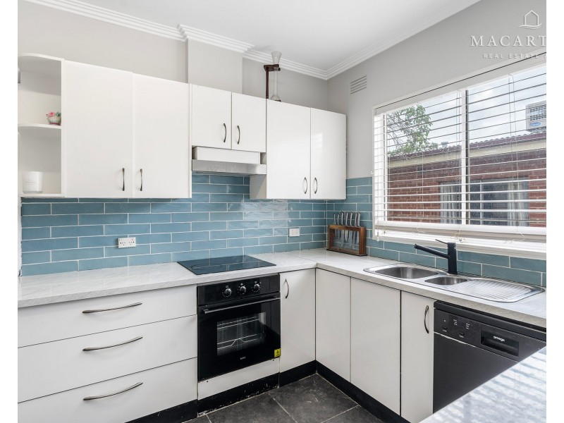 14 Manoora Avenue, Mount Austin NSW 2650