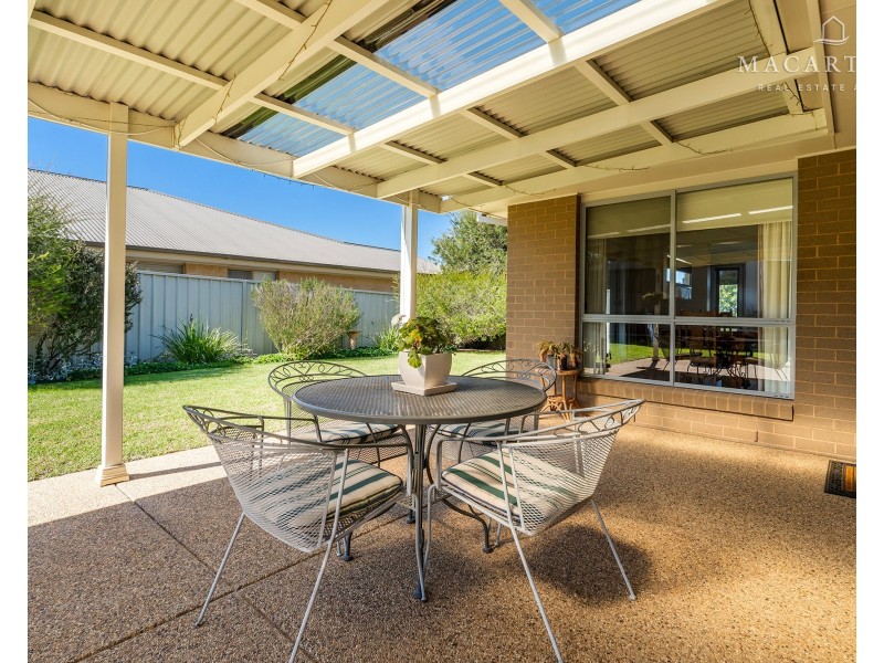 50 Franklin Drive, Estella NSW 2650