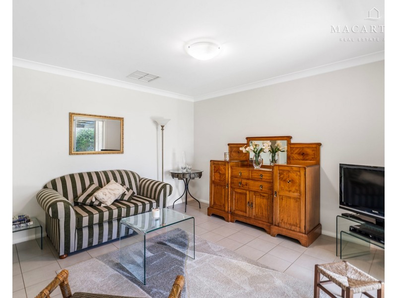 50 Franklin Drive, Estella NSW 2650