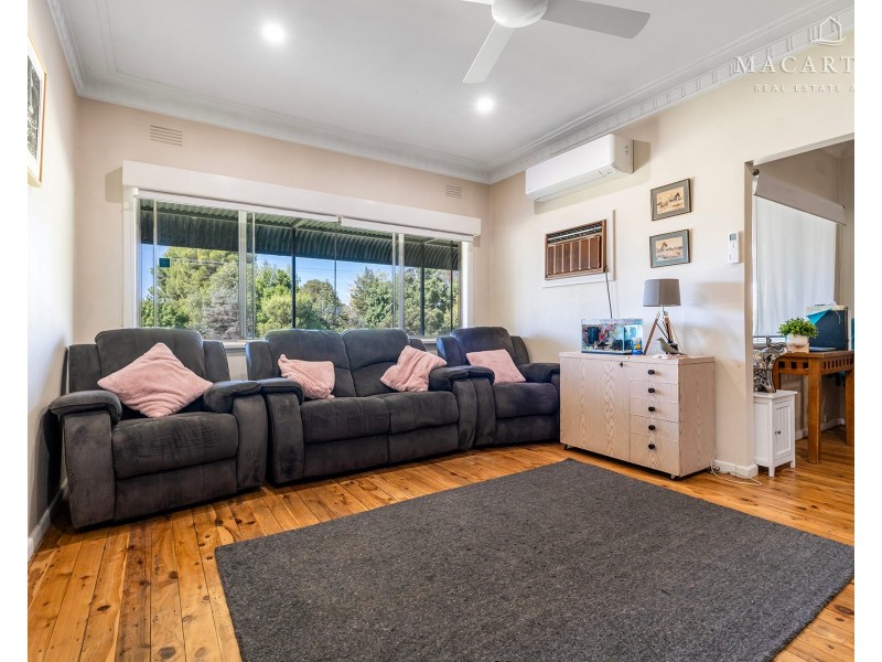 504 Kooringal Road, Lake Albert NSW 2650