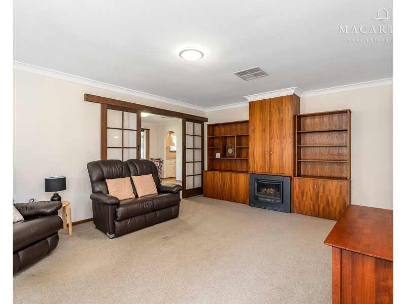 2 Crawford Street, Ashmont NSW 2650