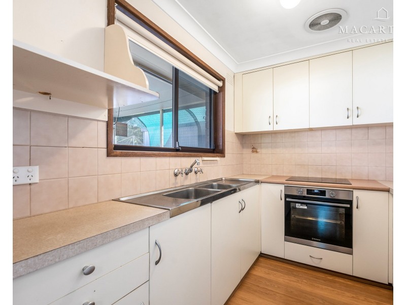 2 Crawford Street, Ashmont NSW 2650