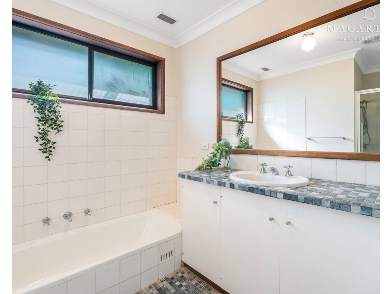 2 Crawford Street, Ashmont NSW 2650