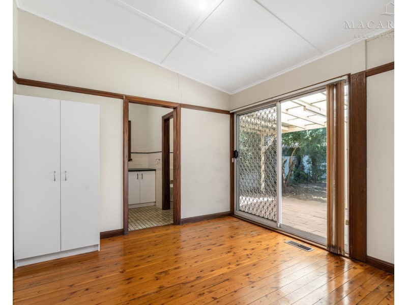 23 Trevor Street, Turvey Park NSW 2650