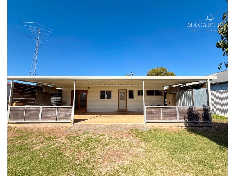 79 Hebden Street, Lockhart NSW 2656