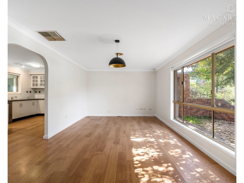 67 Balleroo Crescent, Glenfield Park NSW 2650