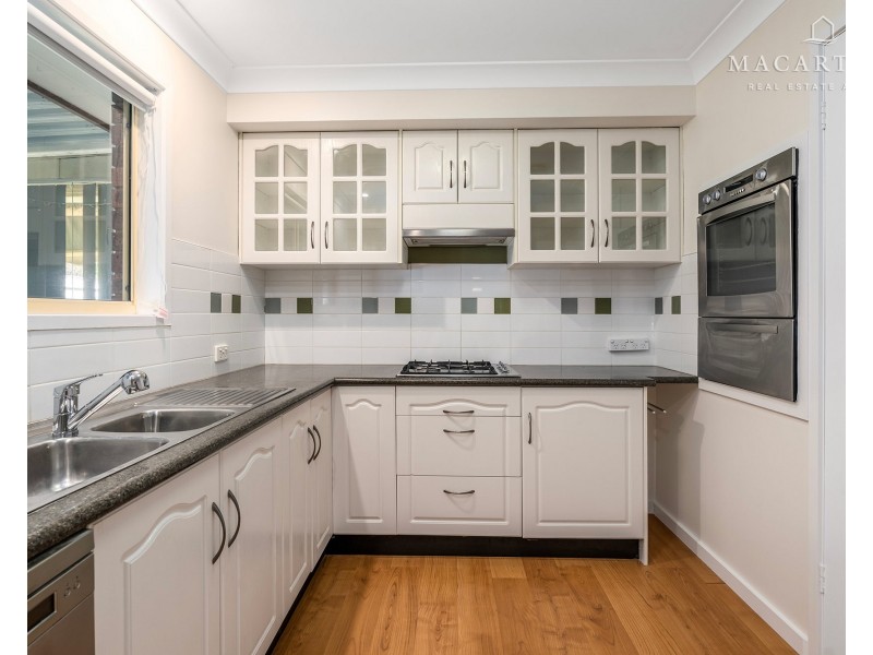 67 Balleroo Crescent, Glenfield Park NSW 2650