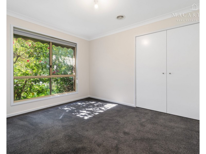 67 Balleroo Crescent, Glenfield Park NSW 2650
