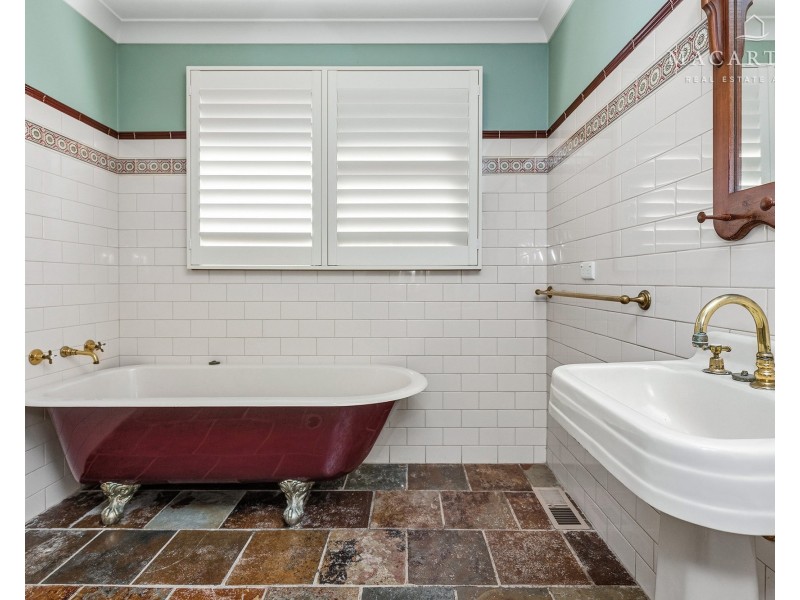 28 Missouri Avenue, Tolland NSW 2650