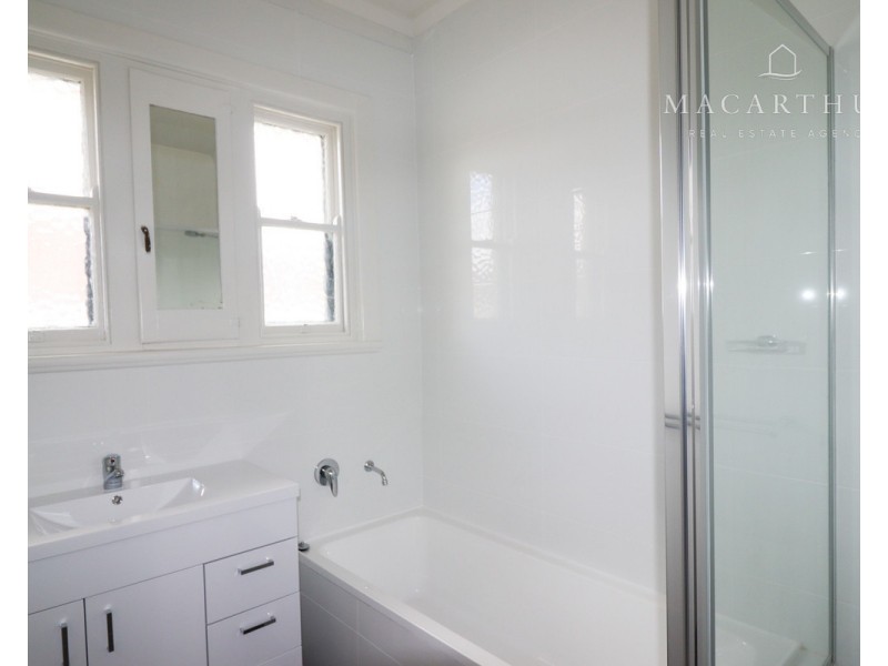 158 Fernleigh Road, Mount Austin NSW 2650