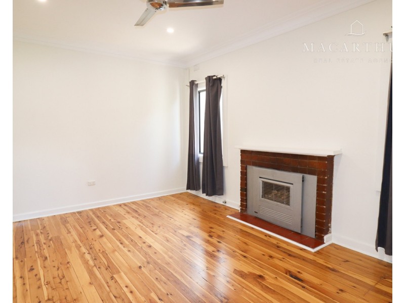 158 Fernleigh Road, Mount Austin NSW 2650