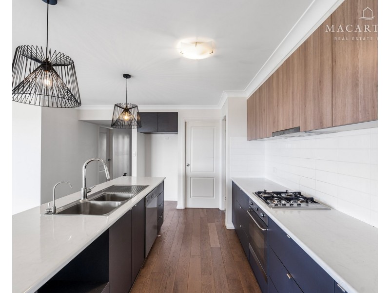 10 Pooginook Place, Bourkelands NSW 2650